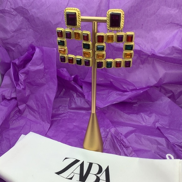 Zara Purple, Red and Green Clip Earrings Geometric Design - Picture 5 of 6